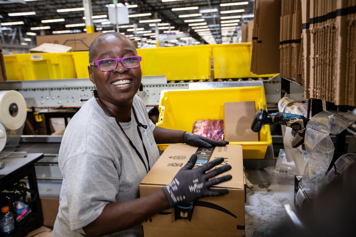 Achieve success: join the Amazon team today!